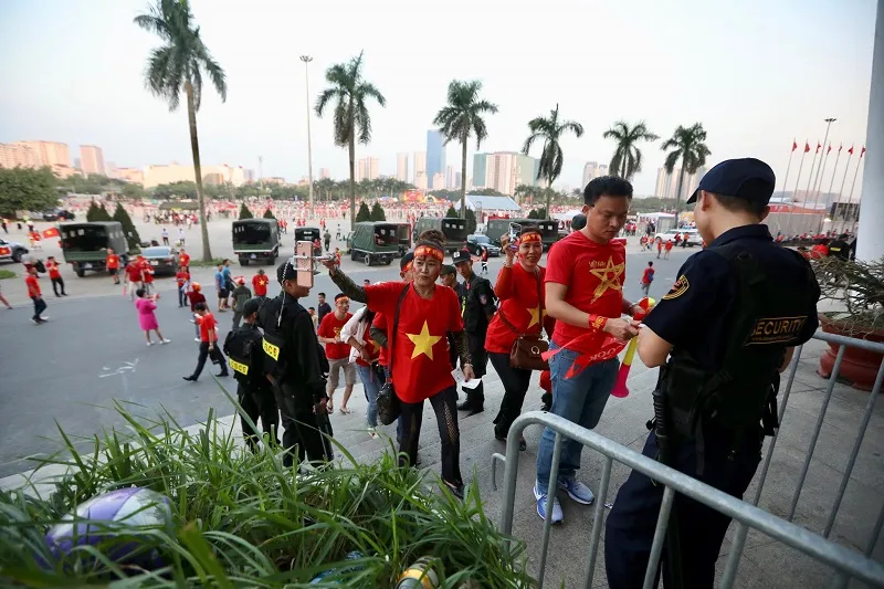 Việt Nam - Philippines 2-1: Kiêu hãnh tiến vào chung kết ảnh 1