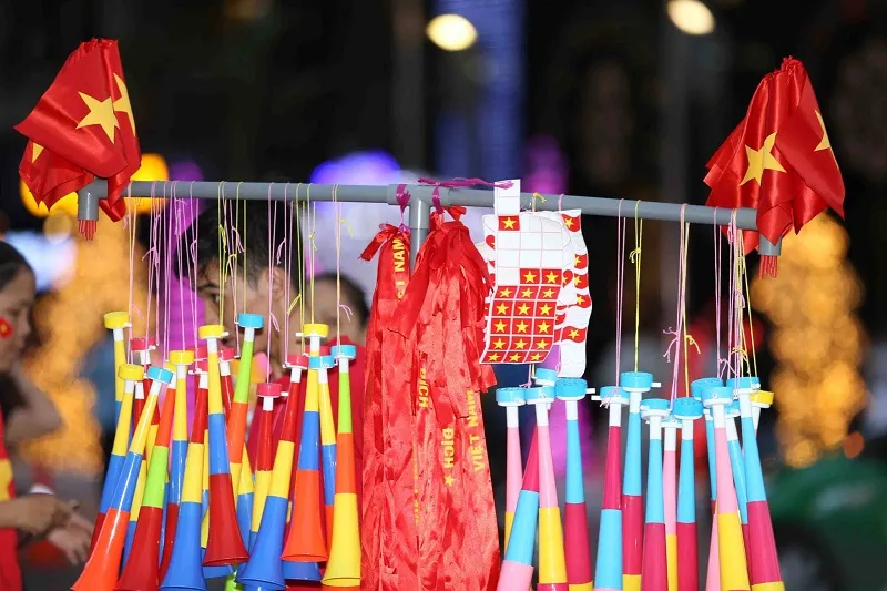 Malaysia - Việt Nam 2-2: Hai tiền vệ trung tâm lập công ảnh 6