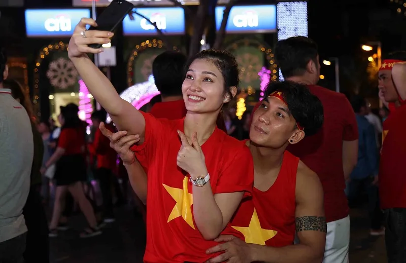 Tuyệt vời “Cầu thủ thứ 12“ ảnh 9