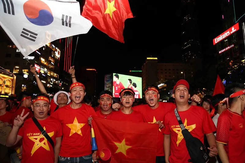 Tuyệt vời “Cầu thủ thứ 12“ ảnh 8