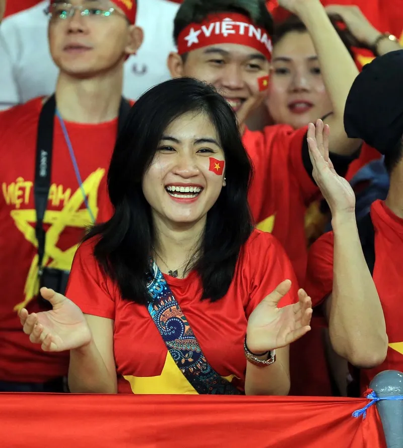 Tuyệt vời “Cầu thủ thứ 12“ ảnh 5