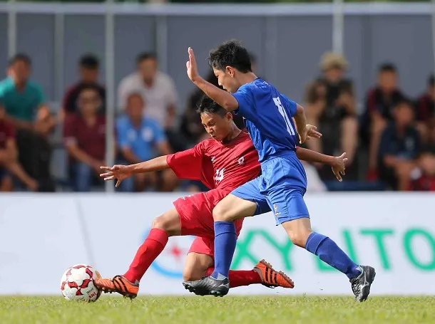 Sân chơi bổ ích cho các cầu thủ trẻ ảnh 1