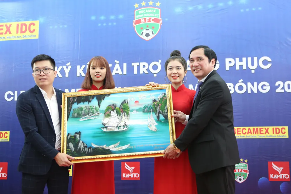 Becamex Bình Dương ra mắt nhà tài trợ trang phục ảnh 1