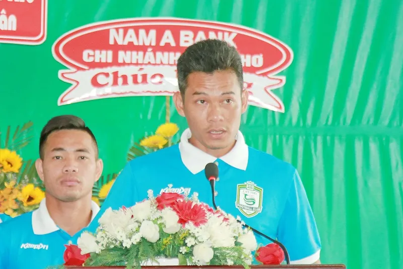 Đội trưởng Văn Quân (Cần Thơ) nhận mức phạt nghiêm khắc từ VFF. Ảnh: DƯƠNG THU