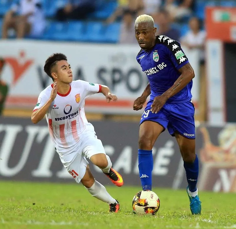 Vòng 6 V-League 2019: Chạy đua thể lực ảnh 2