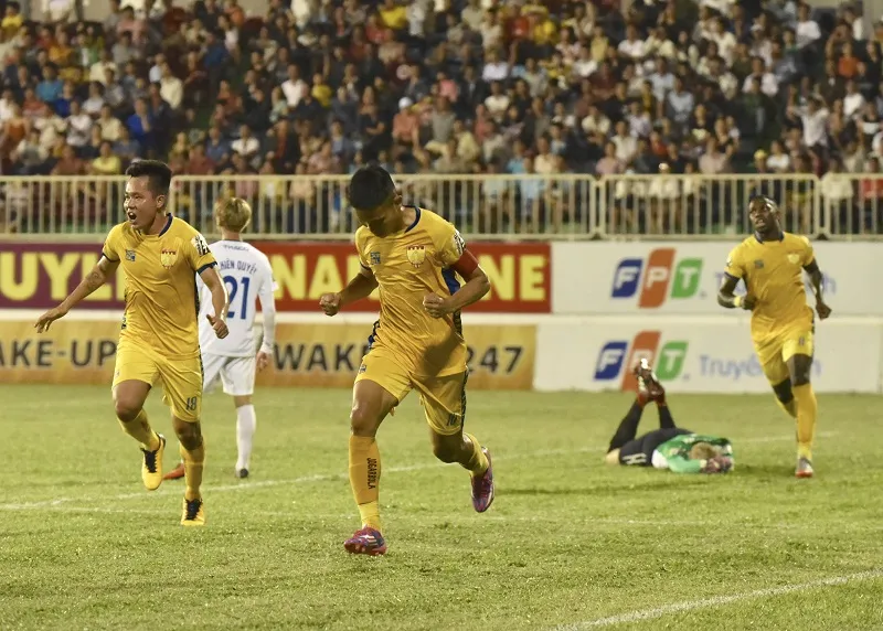 HA.GL đánh rơi chiến thắng vào phút cuối ảnh 1