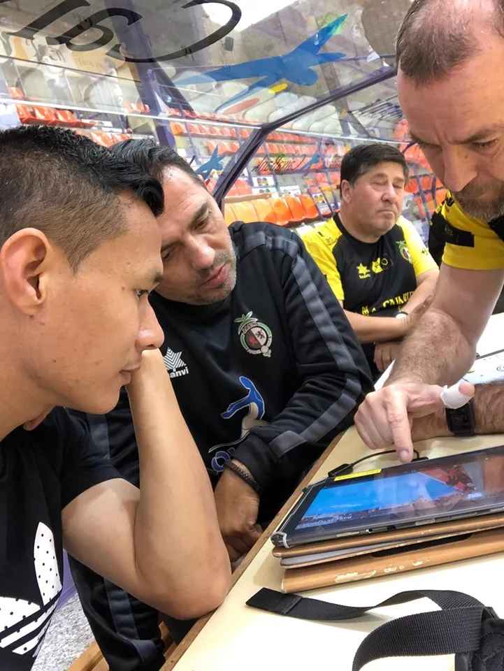 HLV Nguyễn Bảo Quân và những ngày du học tại Tây Ban Nha ảnh 3