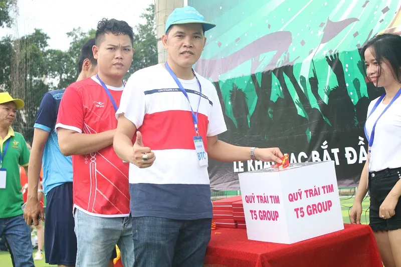 Thêm một sân chơi bóng đá phủi tại TPHCM ảnh 1