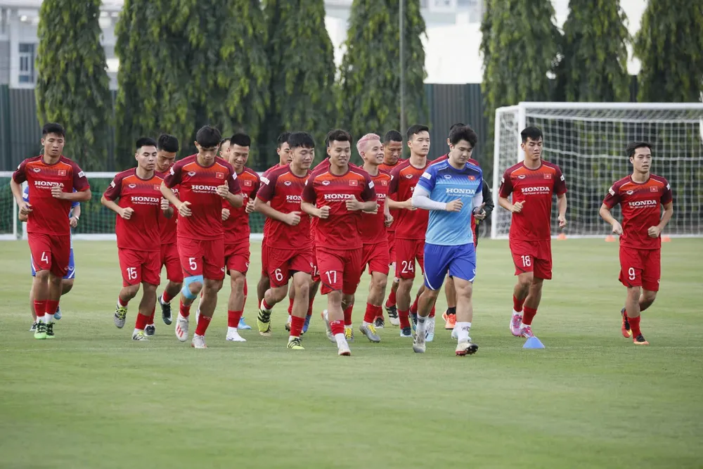 Quế Ngọc Hải nhắc nhở các đồng đội về Chanathip ảnh 1