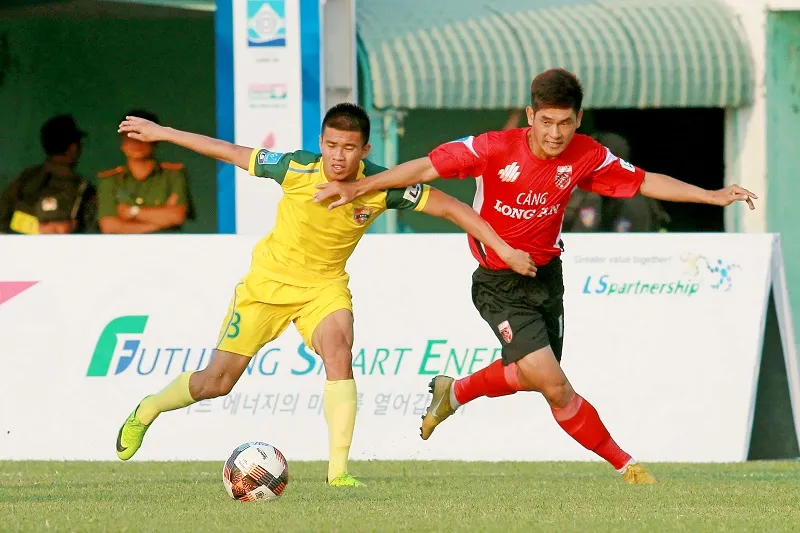 Bóng đá ĐBSCL đáu đáu chờ ngày trở lại ảnh 1