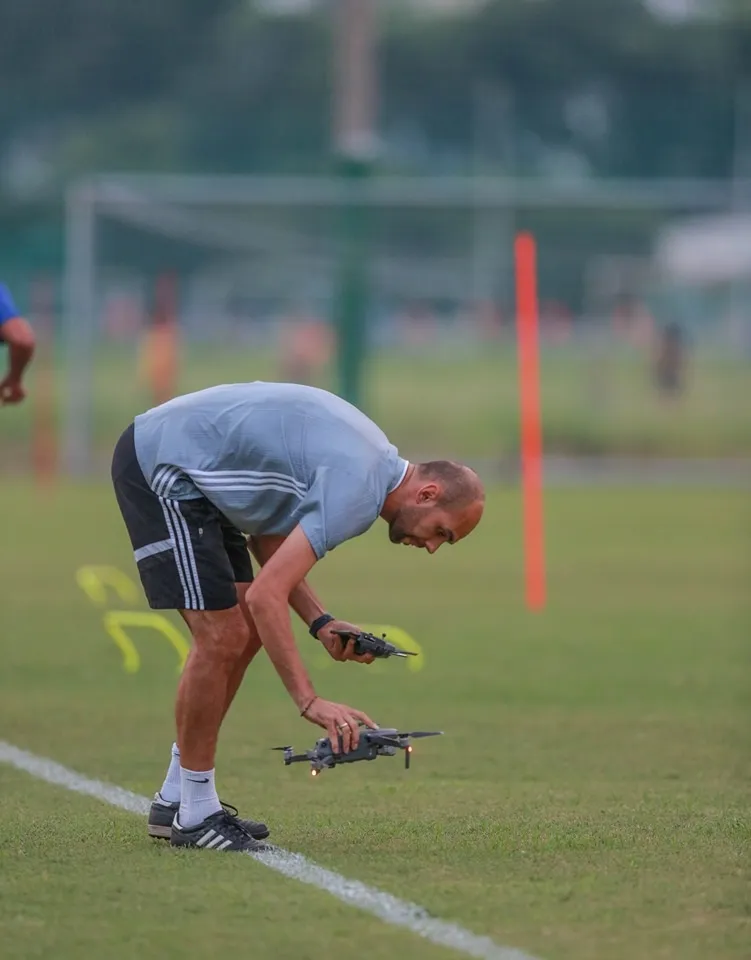 U22 Việt Nam và U22 UAE 'làm nóng' tại TPHCM ảnh 4