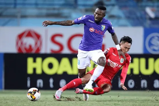 Nhiều đội V-League rục rịch điều chỉnh lực lượng ảnh 1