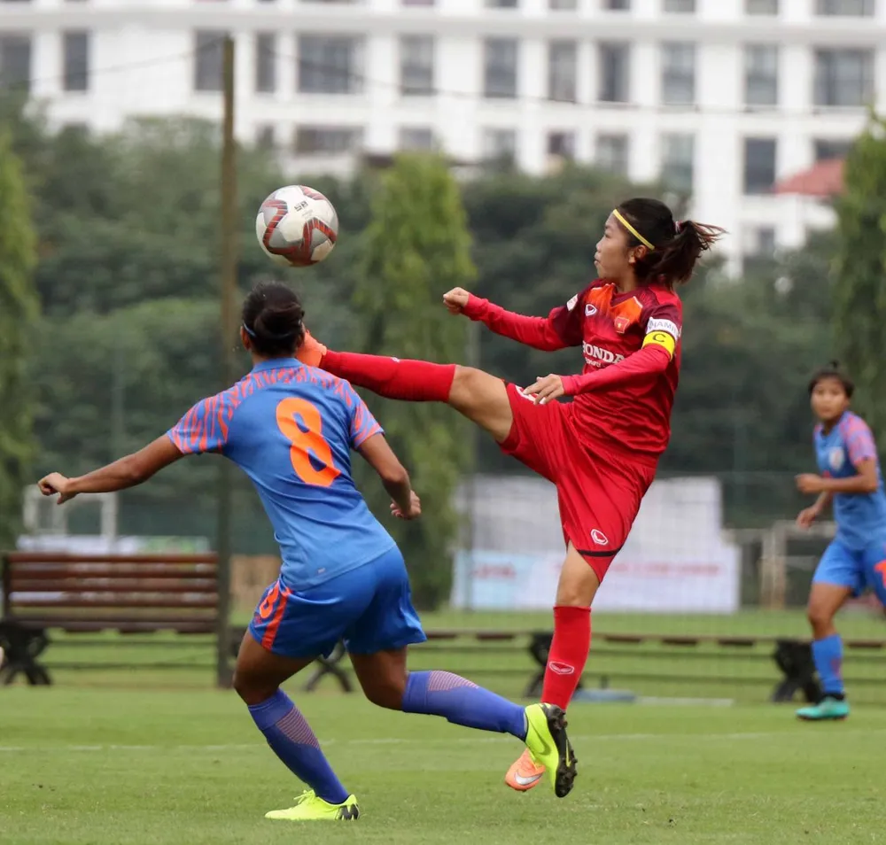 Đội tuyển nữ Việt Nam sang Nhật Bản tập huấn ảnh 1