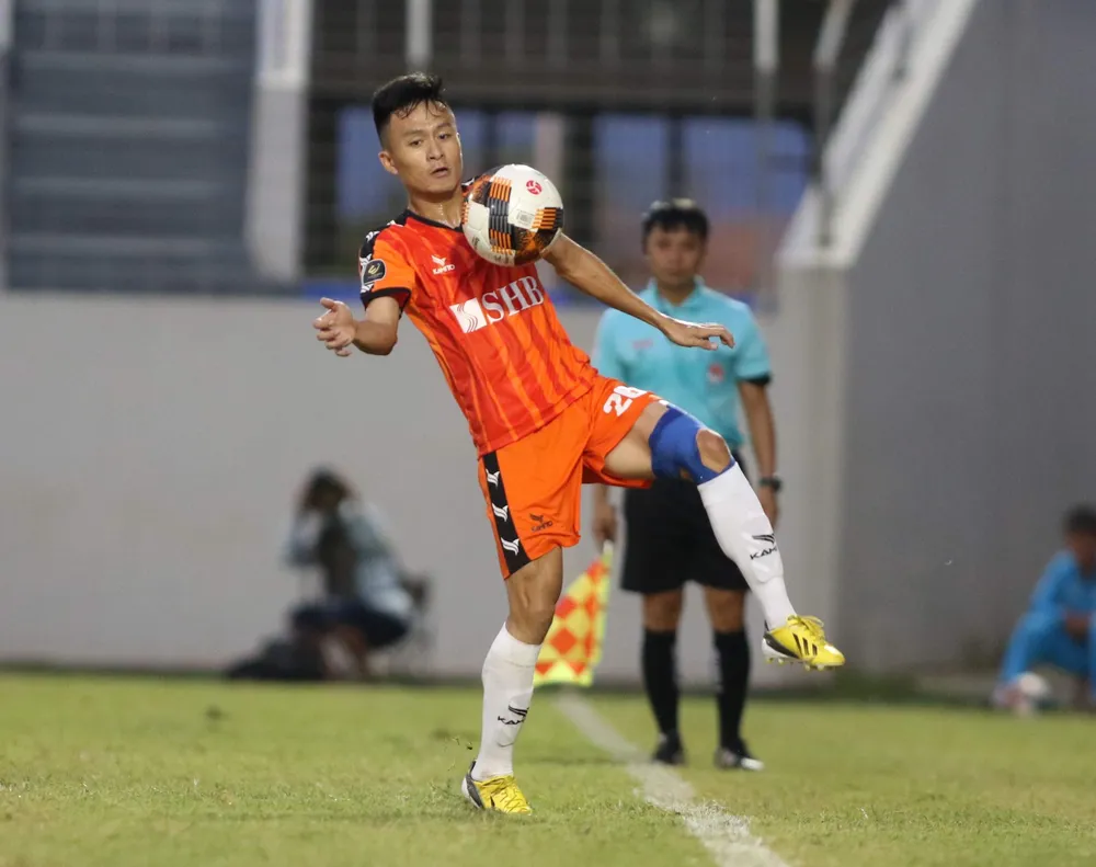 Cựu tuyển thủ Võ Huy Toàn bất ngờ rời Đà Nẵng ảnh 1