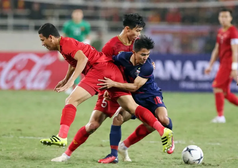 Những hình ảnh đáng nhớ qua trận Việt Nam - Thái Lan ảnh 3