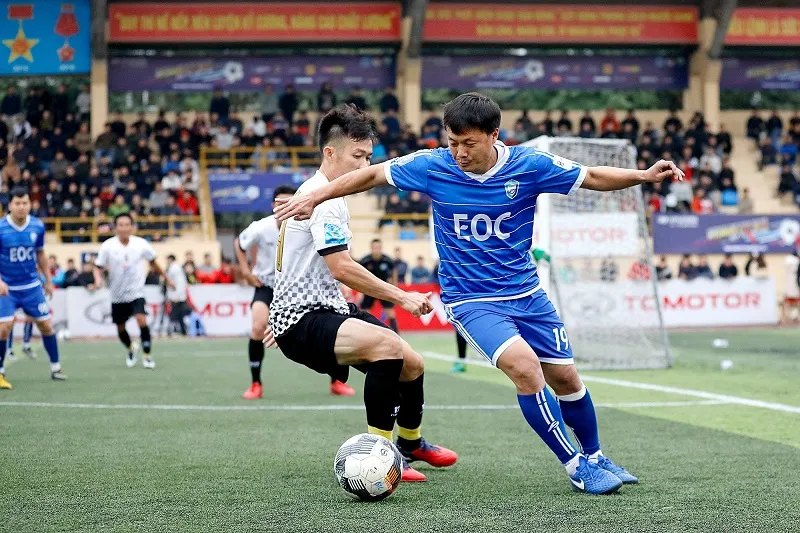 EOC lên ngôi vô địch VPL S1 ảnh 1