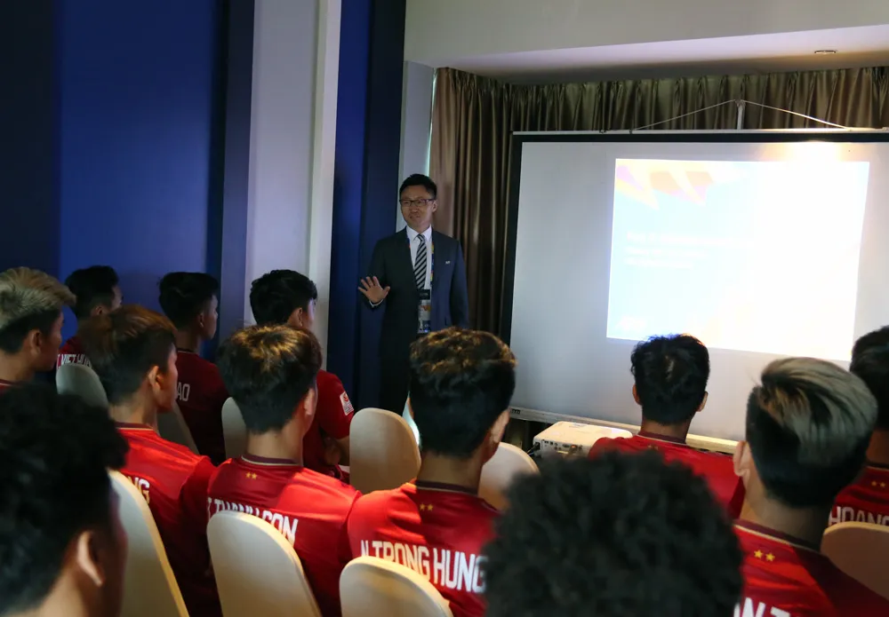 U23 Việt Nam làm quen với công nghệ VAR ảnh 1