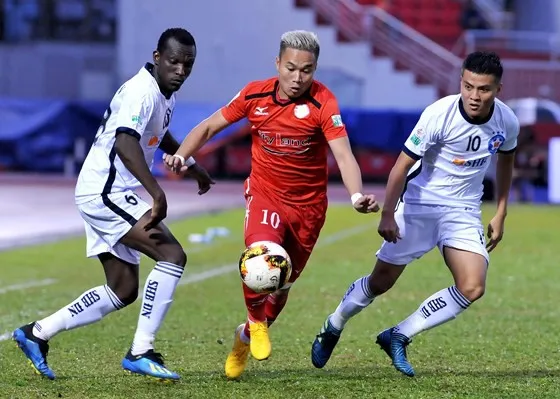 Sự trờ lại của Phi Sơn sẽ gia tăng sức mạnh cho CLB TPHCM. Ảnh: NGUYỄN NHÂN