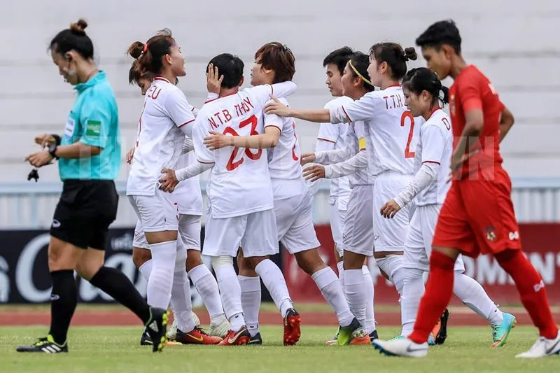 Huỳnh Như hy vọng tạo nên lịch sử cùng ĐT nữ Việt Nam ảnh 1