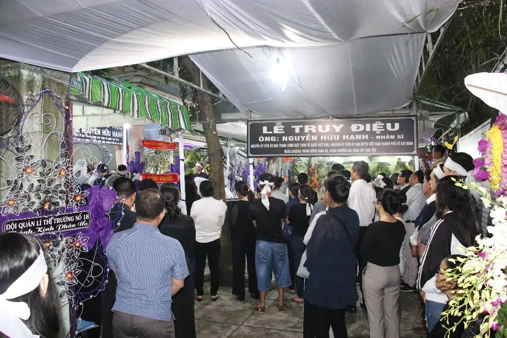 Nhân sĩ Nguyễn Hữu Hạnh đã an nghỉ nơi quê hương “Đất thép thành đồng” ảnh 6