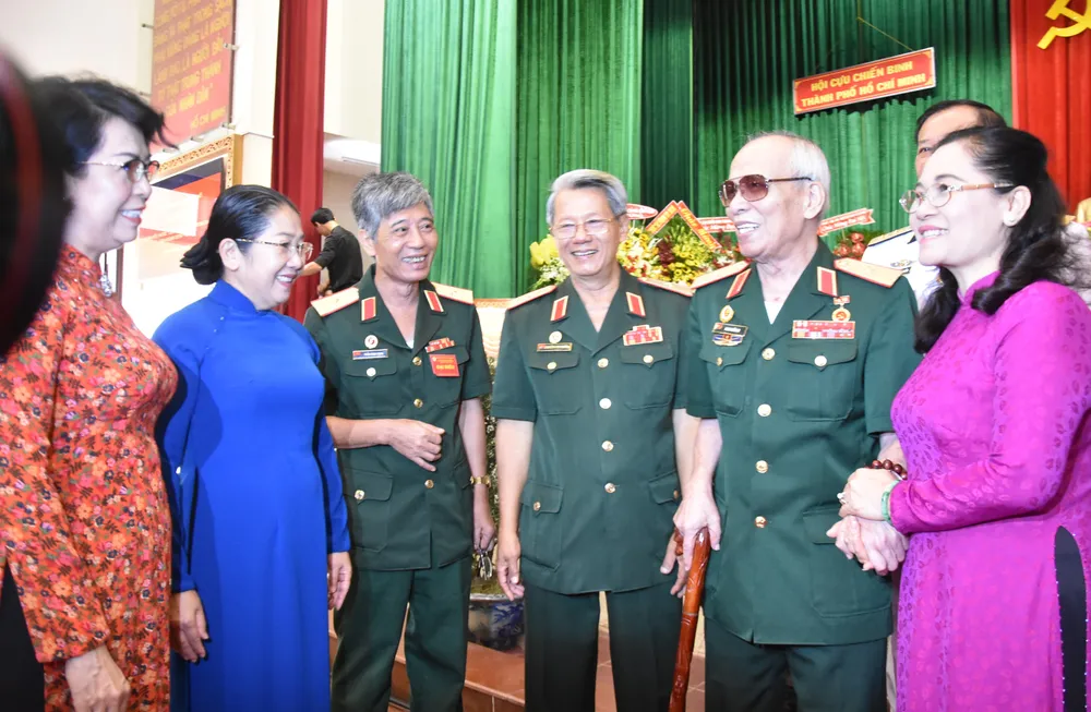 “Đừng vỗ ngực - tôi là “công thần”, muốn nói sao thì nói” ảnh 3