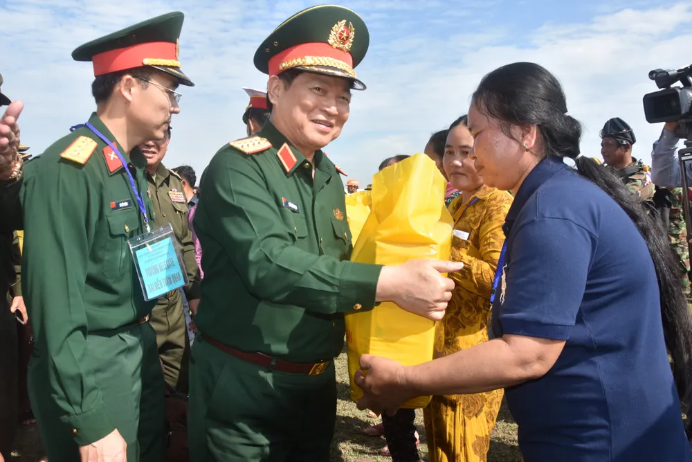 Việt Nam – Campuchia diễn tập cứu hộ, cứu nạn khu vực biên giới đất liền  ​ ảnh 3