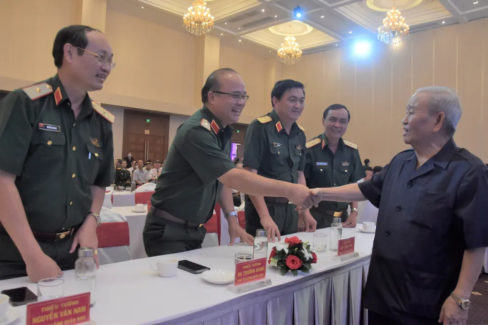 Gặp mặt cựu cán bộ cao cấp Quân đội nghỉ hưu trên địa bàn Quân khu 7  ảnh 3