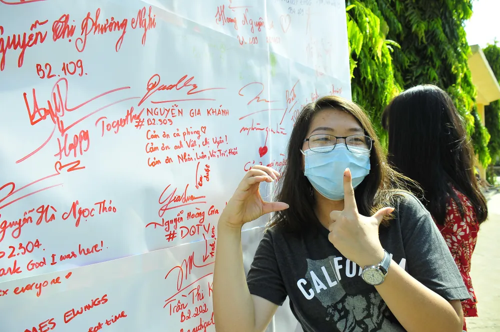 TPHCM thêm 930 công dân hoàn thành cách ly ảnh 2