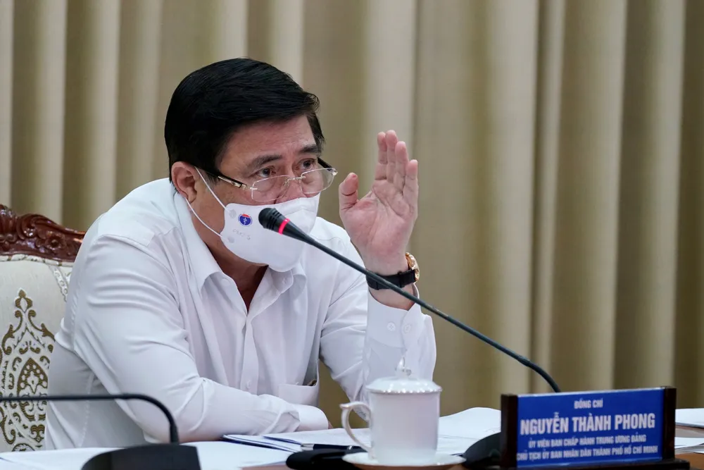 TPHCM xử lý nghiêm người lơ là trong phòng, chống dịch Covid-19 ảnh 4