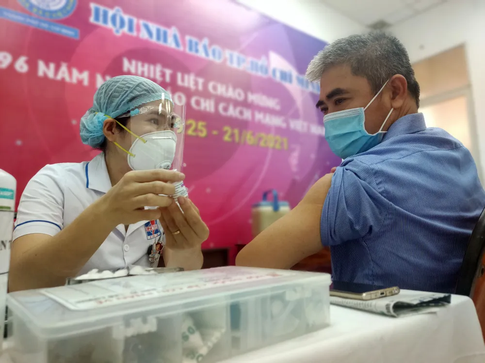 Bí thư Thành ủy TPHCM Nguyễn Văn Nên thăm Hội Nhà báo TPHCM ảnh 2