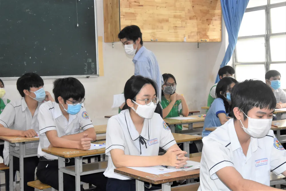 Thứ trưởng Bộ GD-ĐT Nguyễn Văn Phúc: Đảm bảo một kỳ thi chất lượng, hiệu quả, an toàn ảnh 2