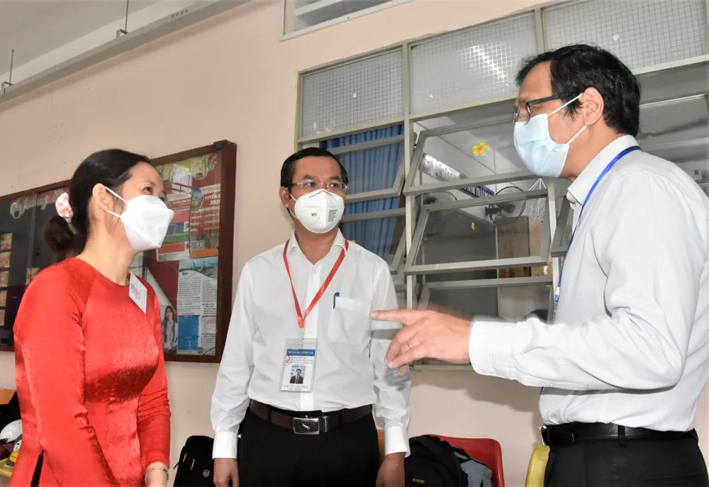 Thứ trưởng Bộ GD-ĐT Nguyễn Văn Phúc: Đảm bảo một kỳ thi chất lượng, hiệu quả, an toàn ảnh 1