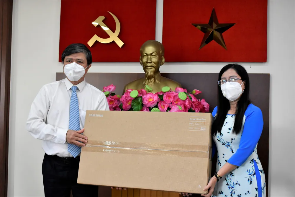 Phải xem việc học tập suốt đời là nhu cầu thiết yếu của cuộc sống ảnh 1