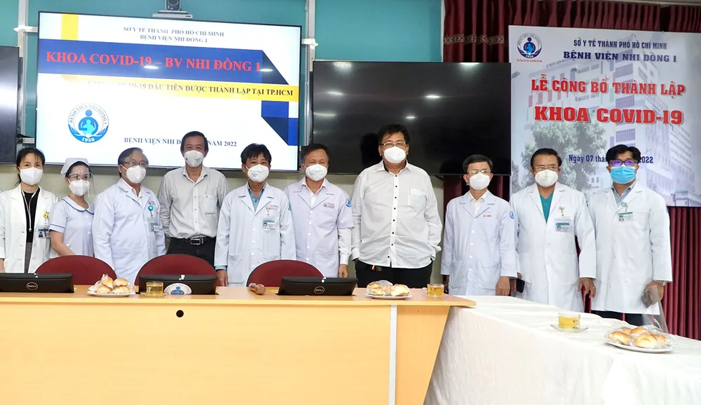 Bệnh viện đầu tiên của cả nước thành lập khoa Covid-19 ảnh 1
