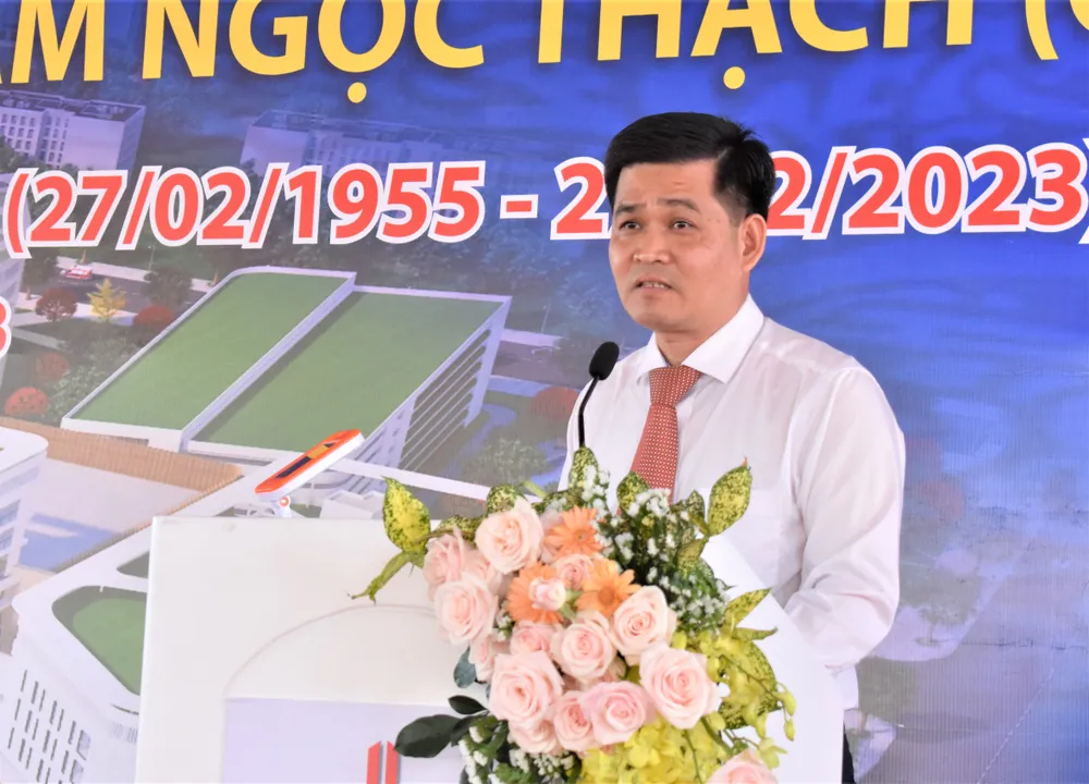 Phó Ban QLDA ĐTXD các công trình dân dụng và công nghiệp thành phố Lê Văn Dũng Phó Ban QLDA ĐTXD các công trình dân dụng và công nghiệp thành phố Lê Văn Dũng