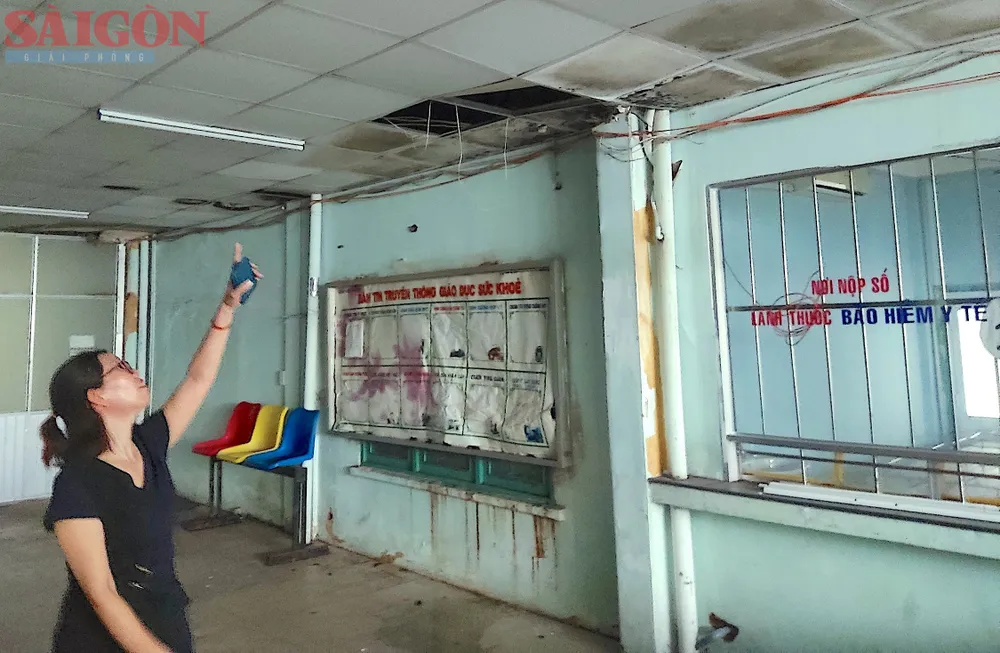 Khu A, Trung tâm y tế quận Gò Vấp phải tạm thời đóng cửa không tổ chức khám chữa bệnh do cơ sở vật chất xuống cấp nghiêm trọng Khu A, Trung tâm y tế quận Gò Vấp phải tạm thời đóng cửa không tổ chức khám chữa bệnh do cơ sở vật chất xuống cấp nghiêm trọng