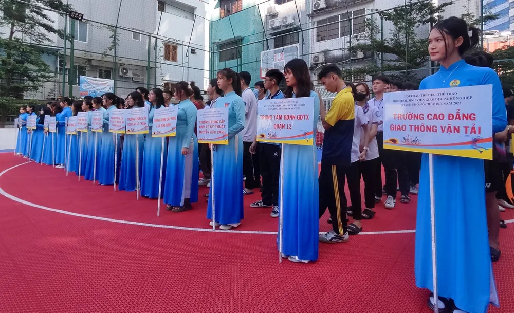 Vận động viên các cơ sở giáo dục nghề nghiệp trên địa bàn TPHCM tranh tài tại hội thao