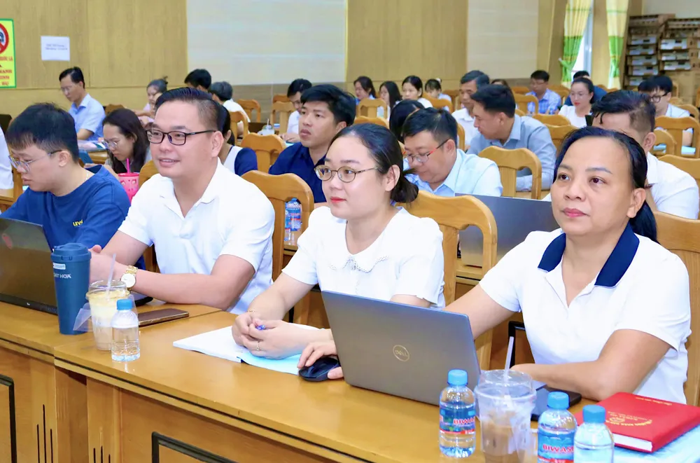 Các học viên tham dự lớp tập huấn. QUANG HUY
