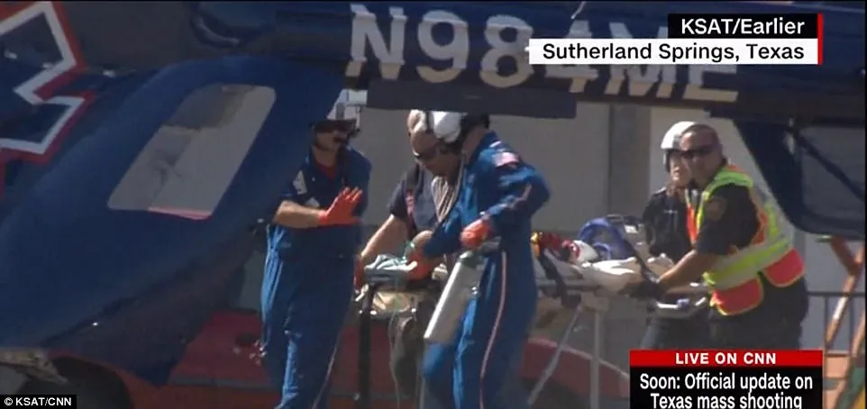 Lại xả súng tại Mỹ, ít nhất 27 người chết ảnh 7