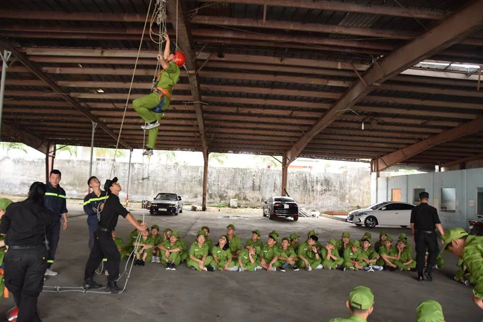 Những ngày hè lý thú ảnh 2