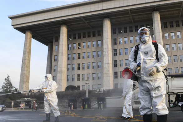 Cập nhật Covid-19 ngày 26-2: Số ca nhiễm tại Hàn Quốc lên đến 1.261, 12 người tử vong ảnh 2