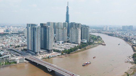 High-rises along the Saigon River in Binh Thanh District in HCMC. (Photo: SGGP)
