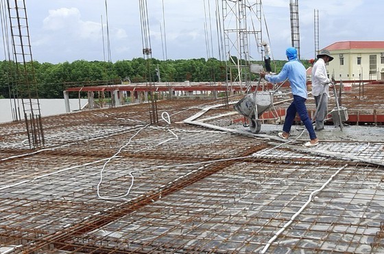 Ministries seeks solutions to stabilize steel prices ảnh 1