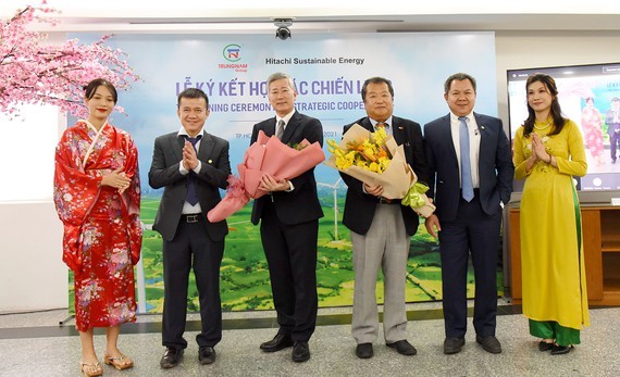 Hitachi SE buys over 35 percent of stake in Trung Nam Group's wind farm ảnh 1