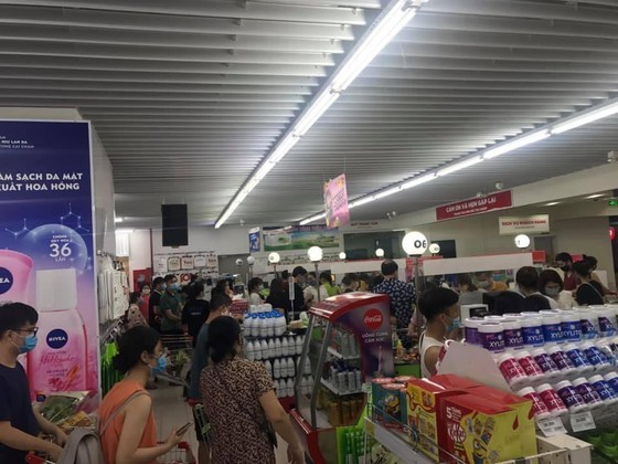 Supply of fruits, aquatic products for HCMC to increase robustly ảnh 2