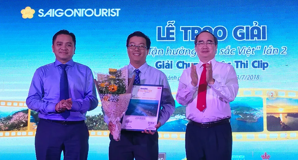 Saigontourist trao giải và công bố sách ảnh “Tận hưởng bản sắc Việt” lần 2 ảnh 1