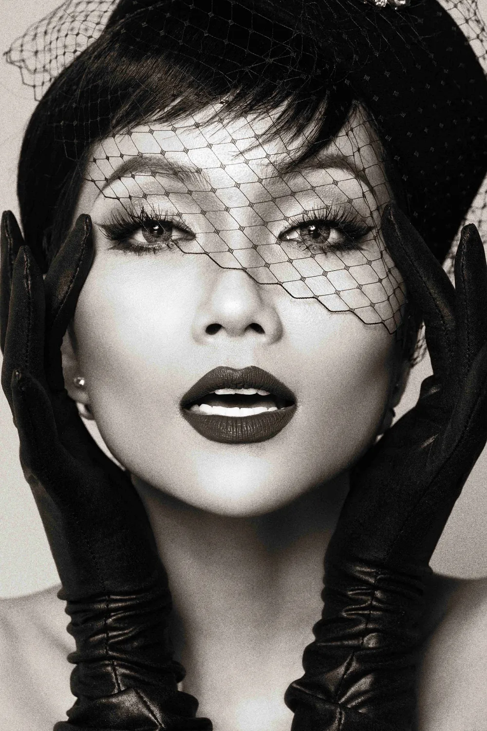 Chiến thắng Timeless Beauty, H’Hen Niê tung bộ ảnh khẳng định vẻ đẹp vượt thời gian ảnh 1