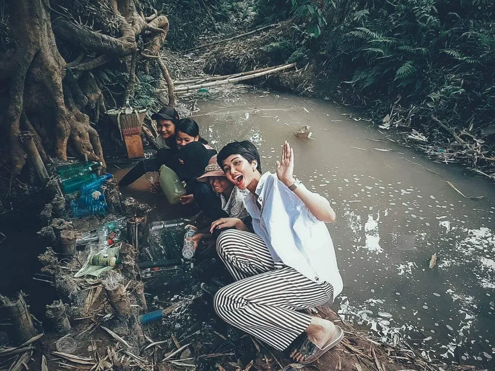 H’Hen Niê muốn hoàn thành dự án nước sạch cho buôn làng, trước khi hết nhiệm kỳ hoa hậu ảnh 4