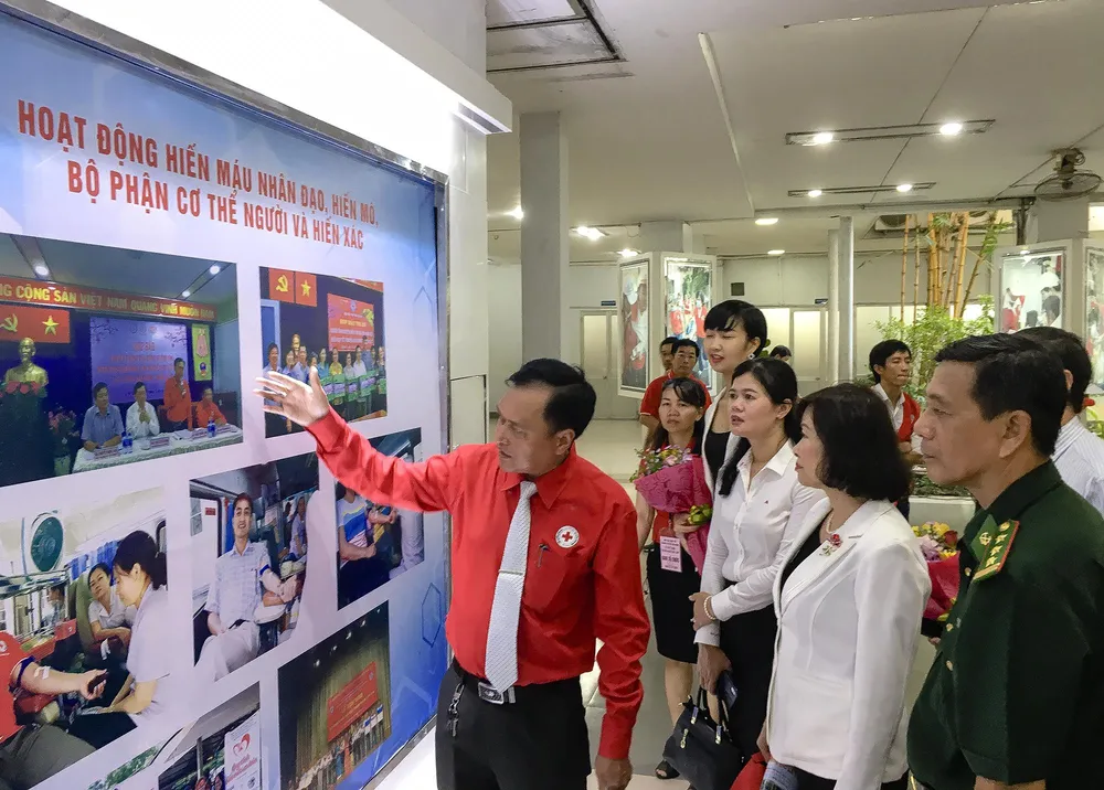 “Tháng Nhân đạo” 2019: Kết nối, sẻ chia và lan tỏa ảnh 3