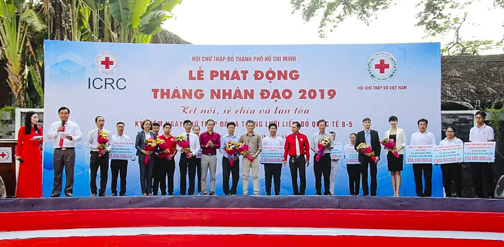 “Tháng Nhân đạo” 2019: Kết nối, sẻ chia và lan tỏa ảnh 1